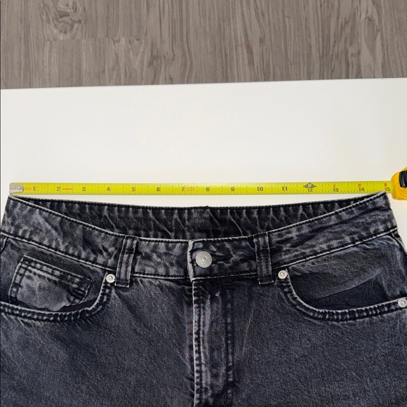 H&M Women's Black Jeans Size 4 - Picture 4 of 8